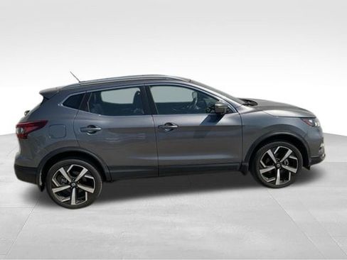 Used 2022 Nissan Rogue Sport SL AWD/4WD image 4