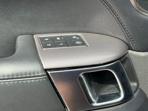 Used 2019 Land Rover Range Rover Sport HSE image 25