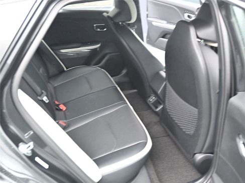 New 2026 Kia K4 GT-Line image 8