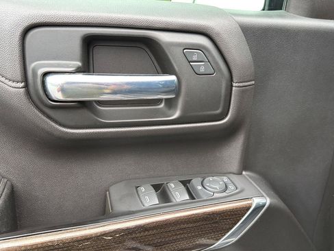 Used 2019 Chevrolet Silverado 1500 LT w/ All-Star Edition AWD/4WD image 32