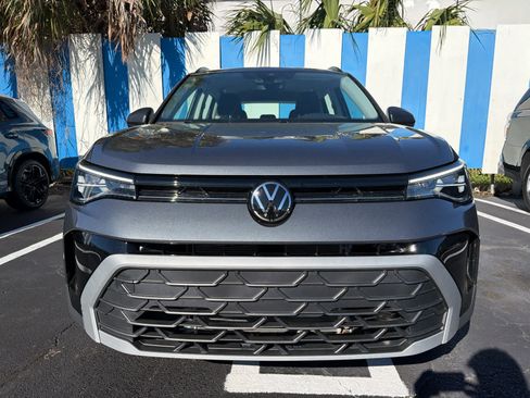 Used 2025 Volkswagen Taos S FWD image 9