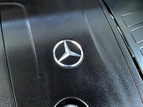 Used 2025 Mercedes-Benz GLE 350 4MATIC image 29