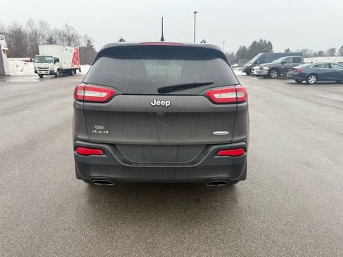 Used 2015 Jeep Cherokee Latitude w/ Comfort/Convenience Group image 7