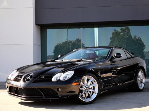 Used 2006 Mercedes-Benz SLR image 3