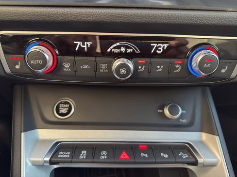 Used 2021 Audi Q3 2.0T Premium Plus w/ Premium Plus Package image 10