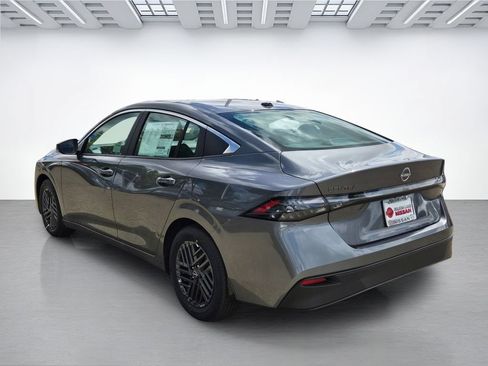 New 2026 Nissan Sentra SV w/ SV Convenience Package FWD image 6