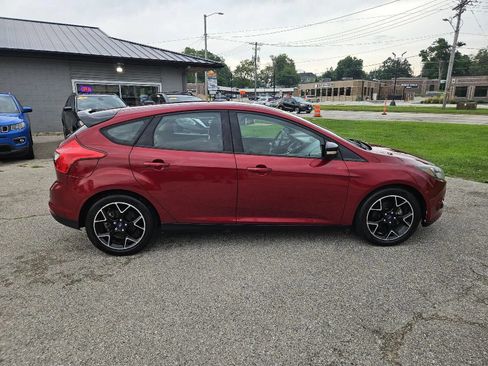 Used 2013 Ford Focus SE FWD image 5
