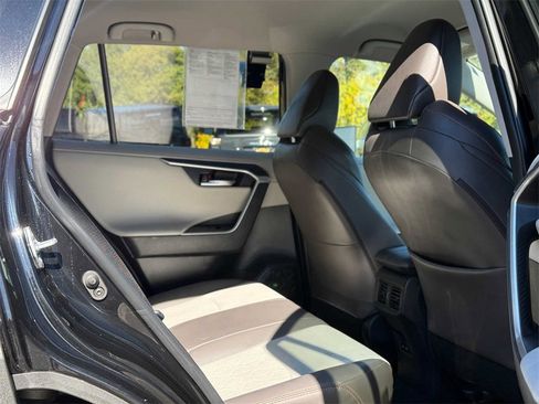 Used 2022 Toyota RAV4 Adventure image 15