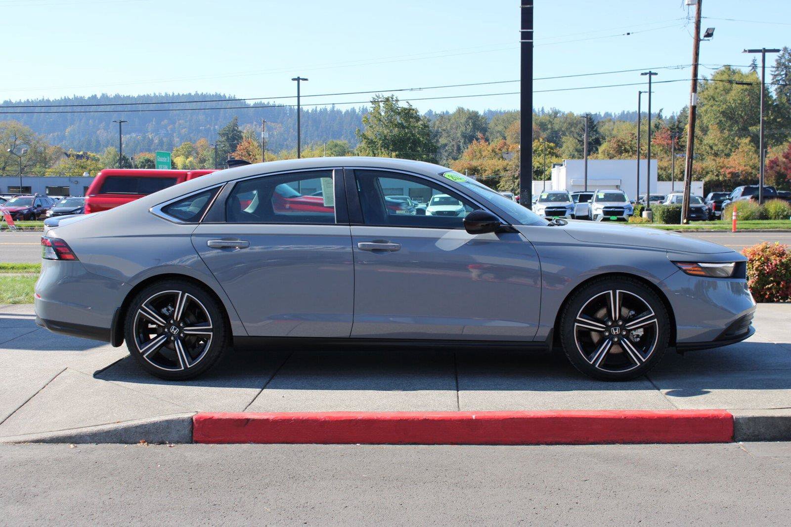 Used 2023 Honda Accord Sport image 6