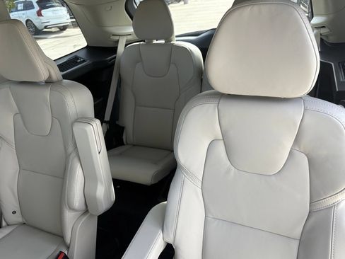 New 2026 Volvo XC90 B6 Ultra w/ Protection Package Premier AWD/4WD image 25