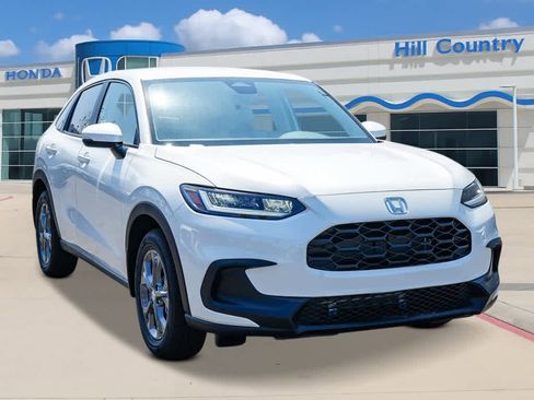 New 2026 Honda HR-V LX image 5