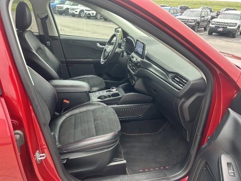 Used 2022 Ford Escape SEL w/ SEL Stealth AWD Package image 21