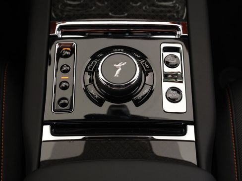 New 2027 Rolls-Royce Cullinan Black Badge AWD/4WD image 40