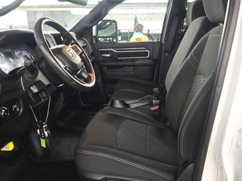 Used 2025 RAM 4500 4x4 Crew Cab DRW image 7