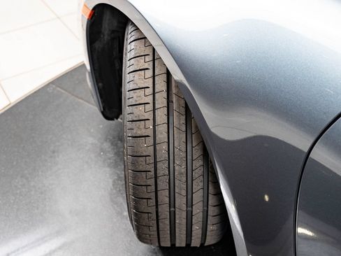 Certified 2025 Porsche 911 Carrera RWD image 44
