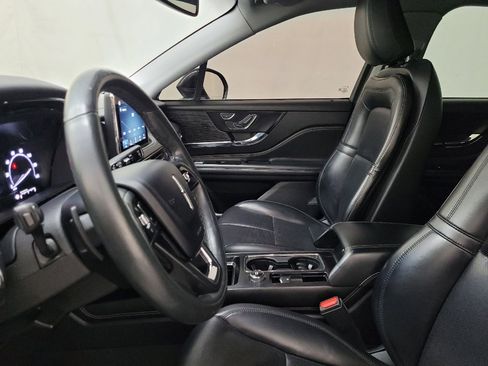 Used 2021 Lincoln Corsair AWD w/ Equipment Group 101A image 17