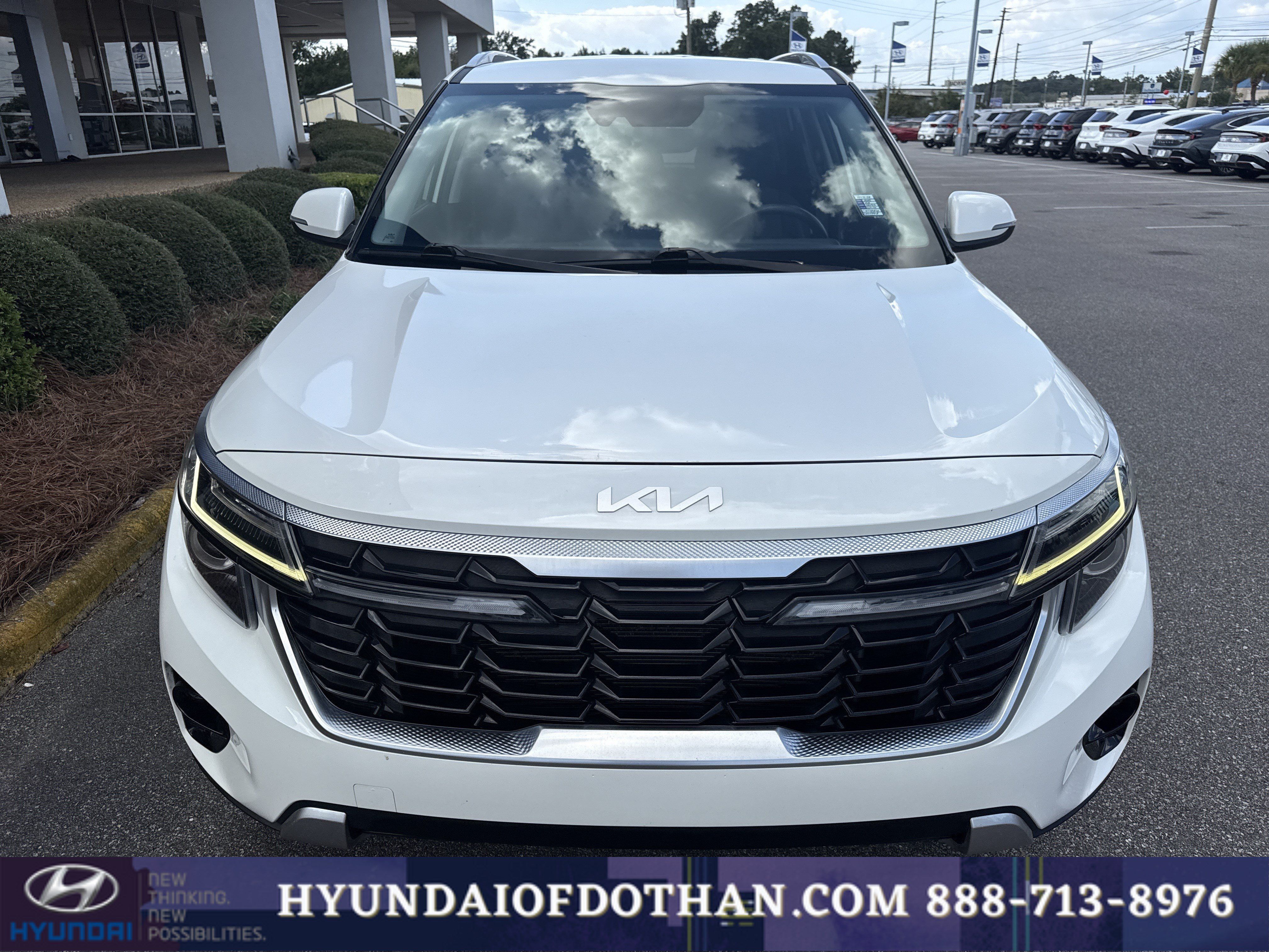 Used 2025 Kia Seltos S FWD image 6