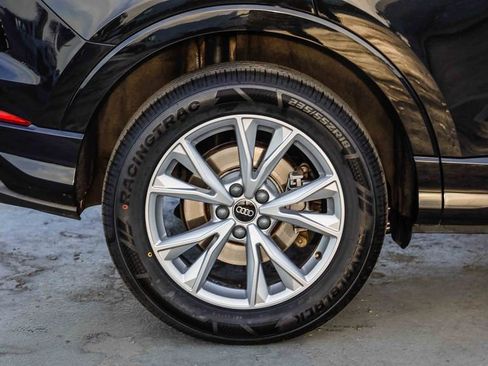 Used 2025 Audi Q3 2.0T Premium AWD/4WD image 12