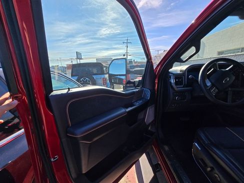 Used 2024 Ford F250 Platinum image 8
