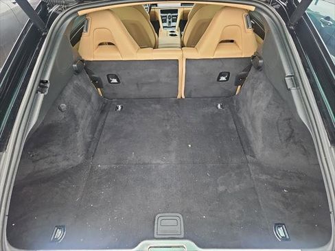 Used 2017 Porsche Panamera RWD image 21