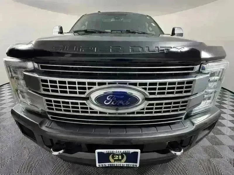 Used 2018 Ford F350 Platinum w/ Platinum Ultimate Package AWD/4WD image 49