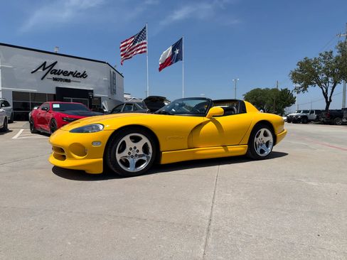 Used 2001 Dodge Viper RT/10 RWD image 1