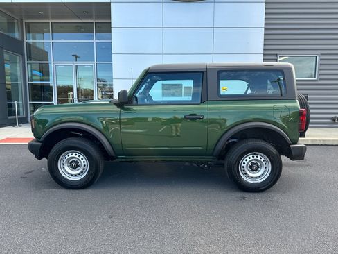 New 2025 Ford Bronco 2-Door image 11