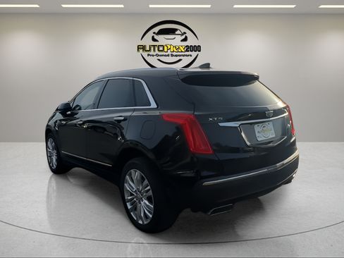 Used 2019 Cadillac XT5 Premium Luxury FWD image 5