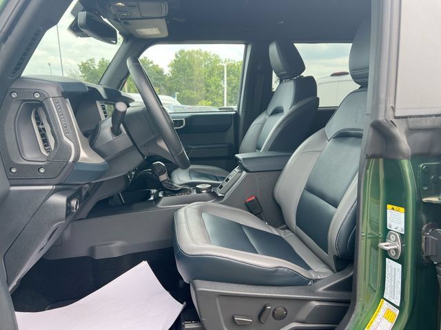 New 2024 Ford Bronco Outer Banks w/ Sasquatch Package AWD/4WD image 15