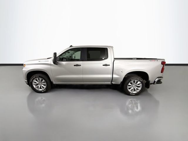 Used 2022 Chevrolet Silverado 1500 Custom w/ Safety Confidence Package AWD/4WD image 4