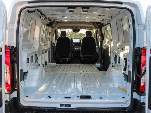 New 2026 Ford Transit 150 Low Roof image 27