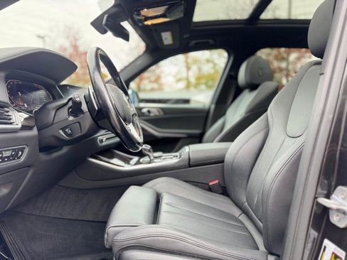Used 2020 BMW X5 xDrive40i w/ Premium Package image 18