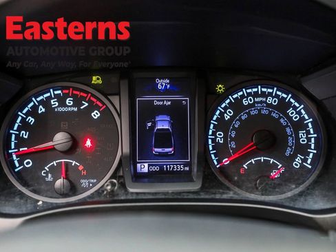 Used 2020 Toyota Tacoma SR image 17