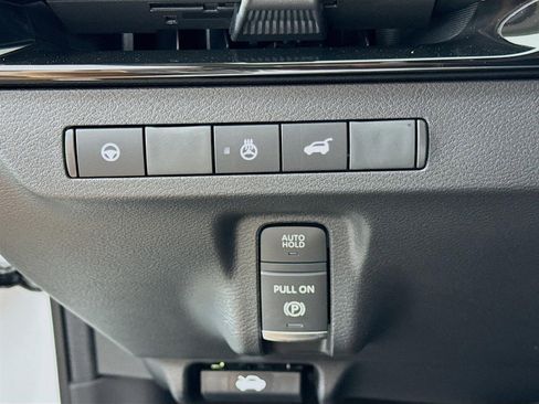 New 2025 Nissan Murano SL image 10