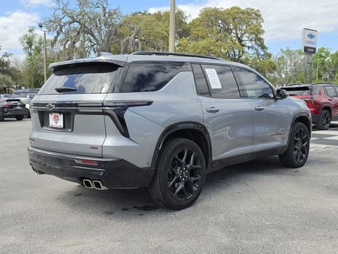 Used 2024 Chevrolet Traverse RS w/ LPO, Floor Liner Package FWD image 5
