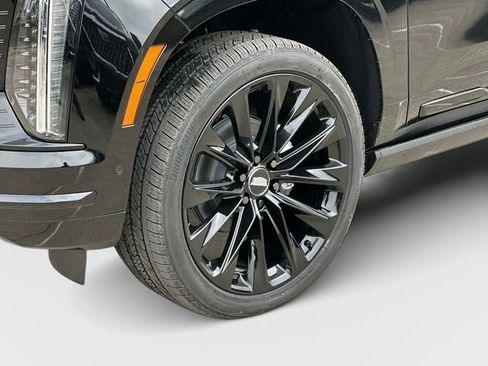 New 2026 Cadillac Escalade Platinum Sport w/ LPO, ONYX Package AWD/4WD image 17