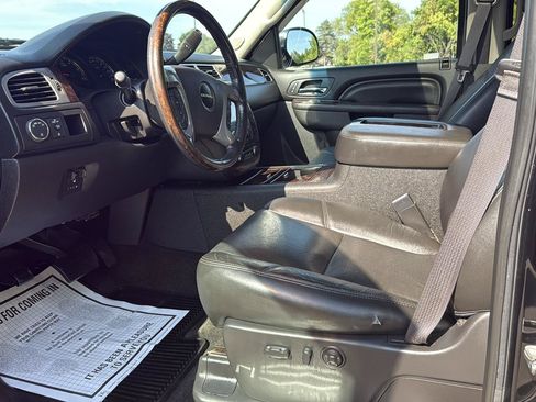 Used 2013 GMC Sierra 1500 Denali AWD/4WD image 16