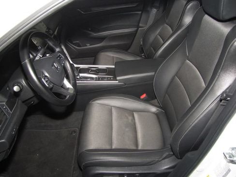 Certified 2022 Honda Accord Sport image 9