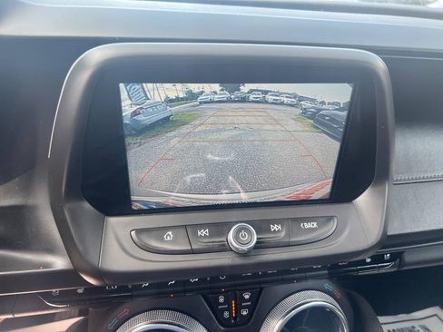 Used 2018 Chevrolet Camaro SS RWD image 27