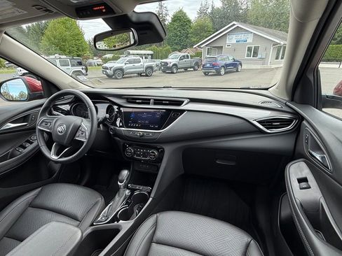 Used 2023 Buick Encore GX Essence w/ Experience Buick Package FWD image 27