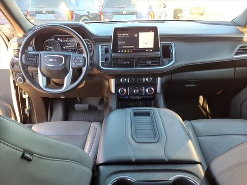 Used 2021 GMC Yukon SLT w/ SLT Luxury Plus Package image 9