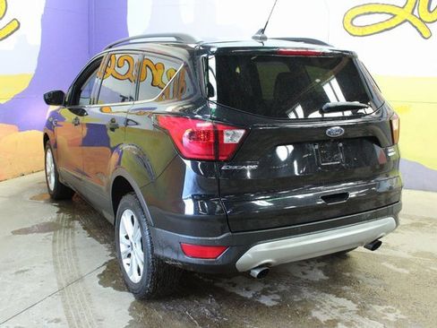 Used 2019 Ford Escape SEL image 6