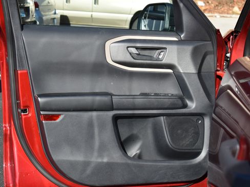 Used 2025 Ford Bronco Sport Big Bend image 9