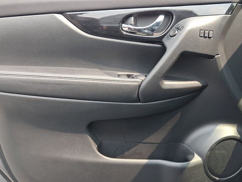 Certified 2020 Nissan Rogue SL AWD/4WD image 12
