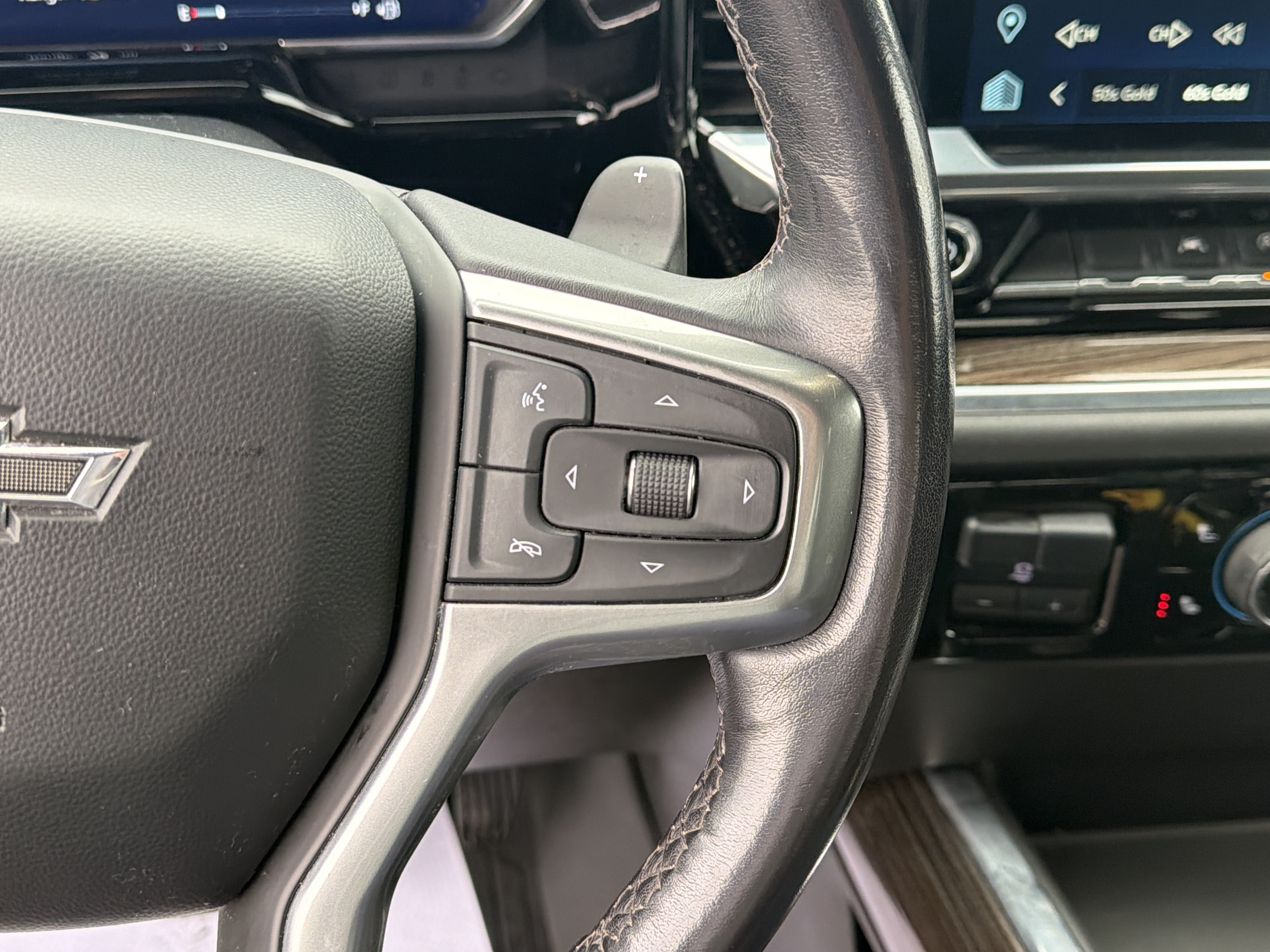 Used 2022 Chevrolet Silverado 1500 RST AWD/4WD image 25