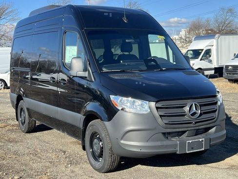 New 2025 Mercedes-Benz Sprinter 2500 image 2