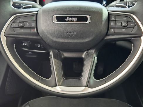 New 2025 Jeep Grand Cherokee L Laredo RWD image 12