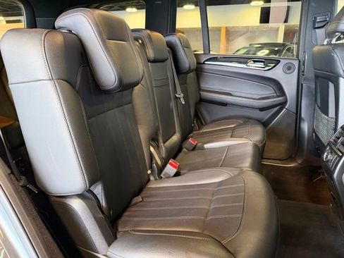 Used 2018 Mercedes-Benz GLS 450 4MATIC image 24