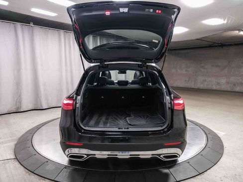 Certified 2025 Mercedes-Benz GLC 300 image 25