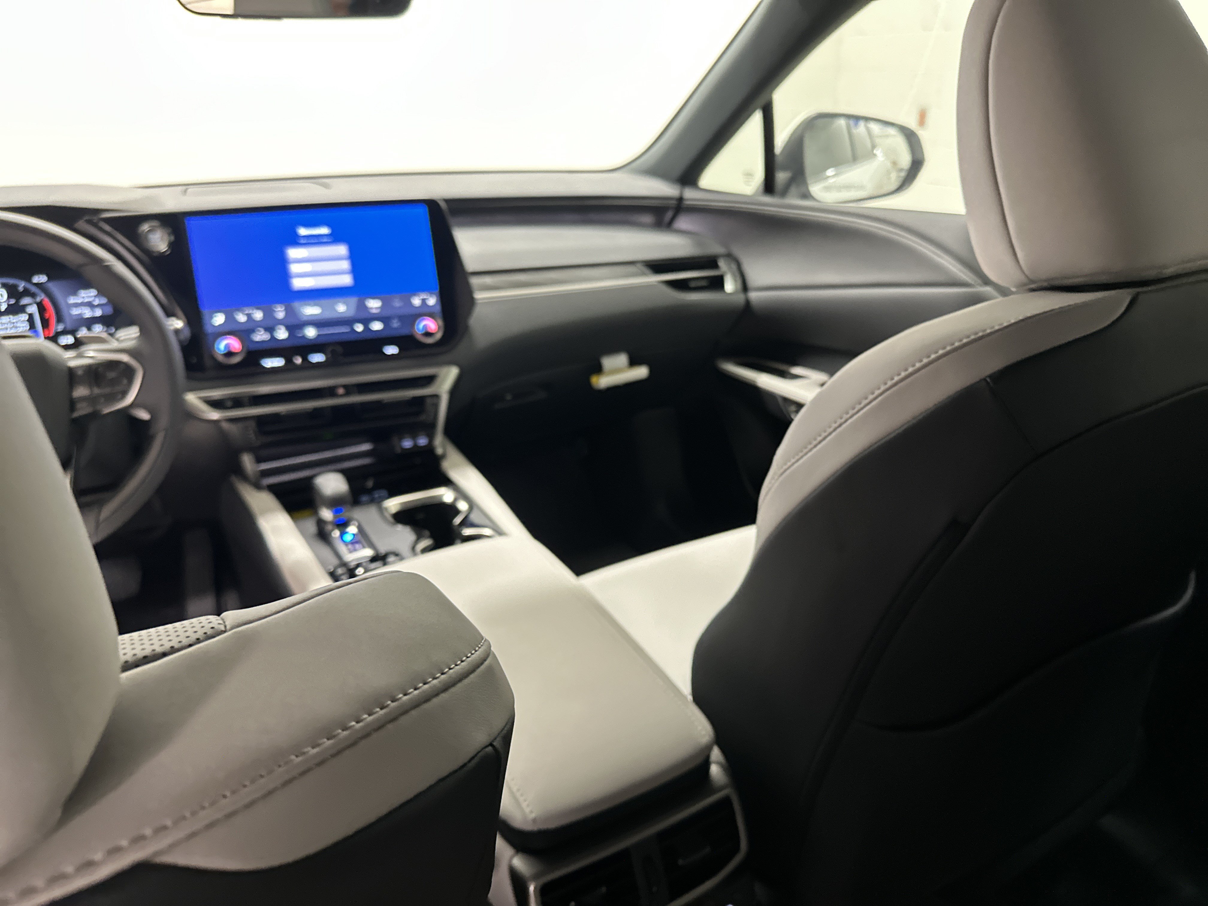 New 2026 Lexus RX 350 Premium w/ Convenience Package AWD/4WD image 17